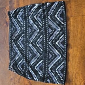 NWOT Express Sequin Aztec Mini Skirt Black And Gray Size Small